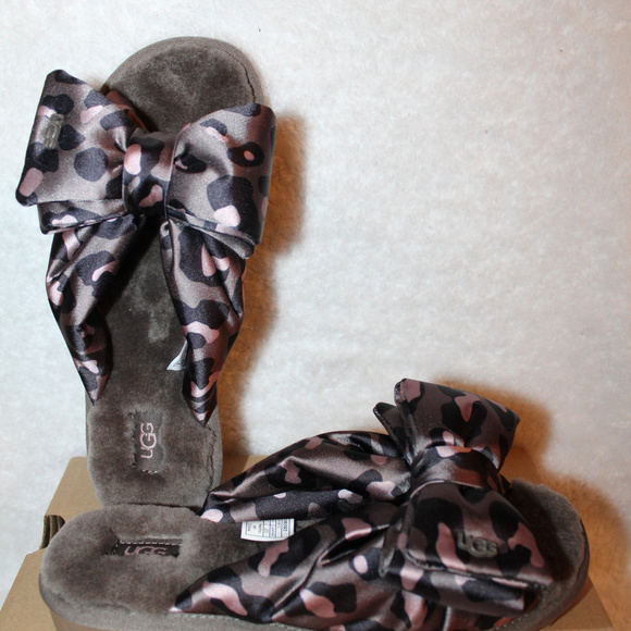 UGG LEOPARD LUSHETTE SLIDE SHEARLING SATIN SANDALS‎ - Picture 7 of 8